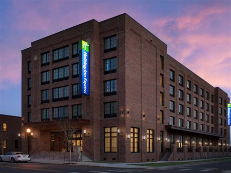 holiday inn express pensacola florida|Holiday Inn Express & Suites Pensacola Airport North。